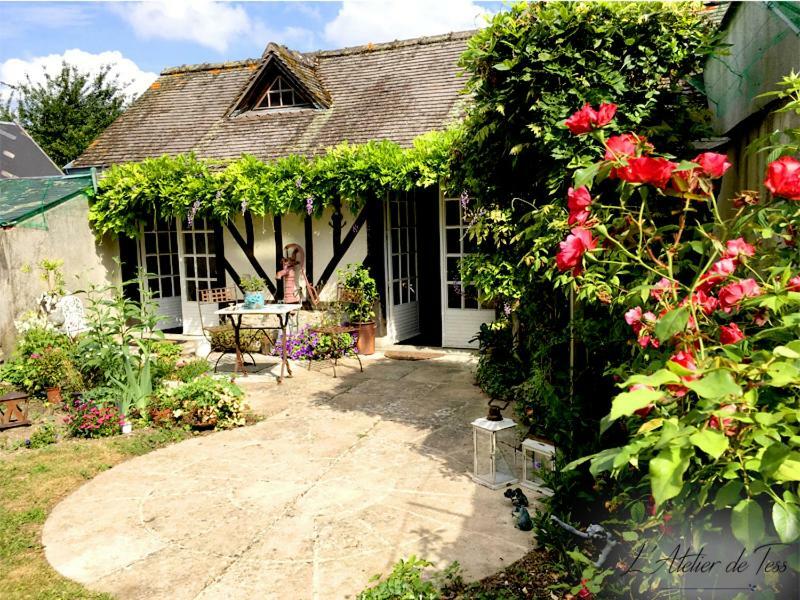 L'Atelier De Tess Bed & Breakfast Le Bec-Hellouin Exterior foto