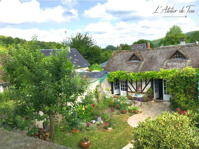 L'Atelier De Tess Bed & Breakfast Le Bec-Hellouin Exterior foto