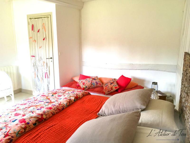 L'Atelier De Tess Bed & Breakfast Le Bec-Hellouin Exterior foto